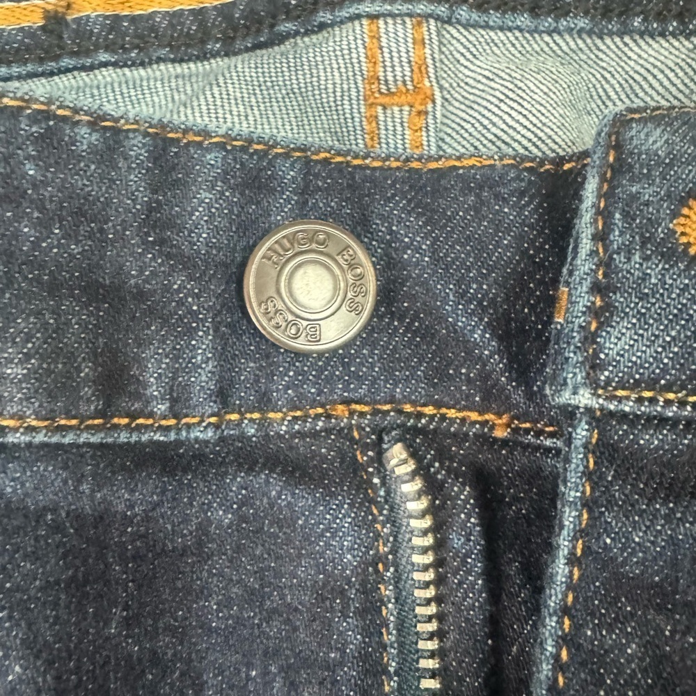 BOSS HUGO BOSS Regular fit Jeans in dark blue - Picture 4 of 10